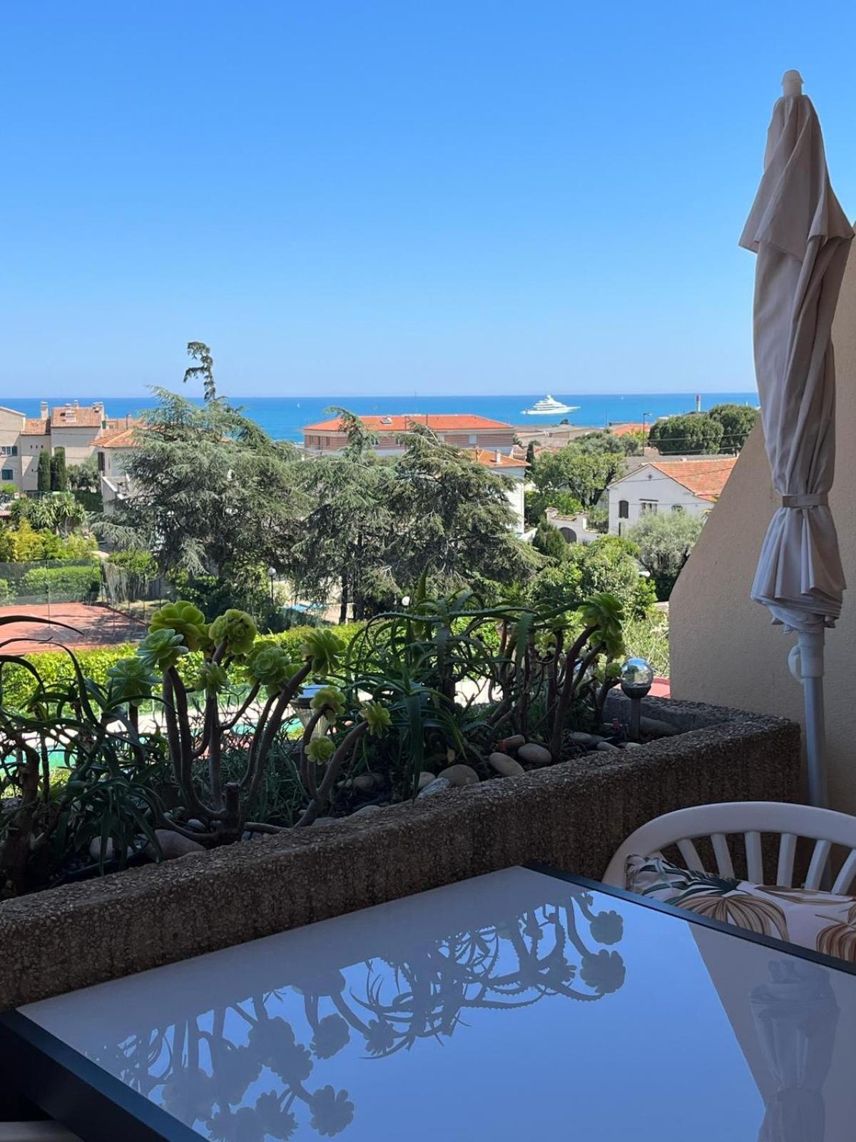 Antibes Secured Parc Velusine With Private Parking, Terrace, Pools And Tennis Courts. Экстерьер фото