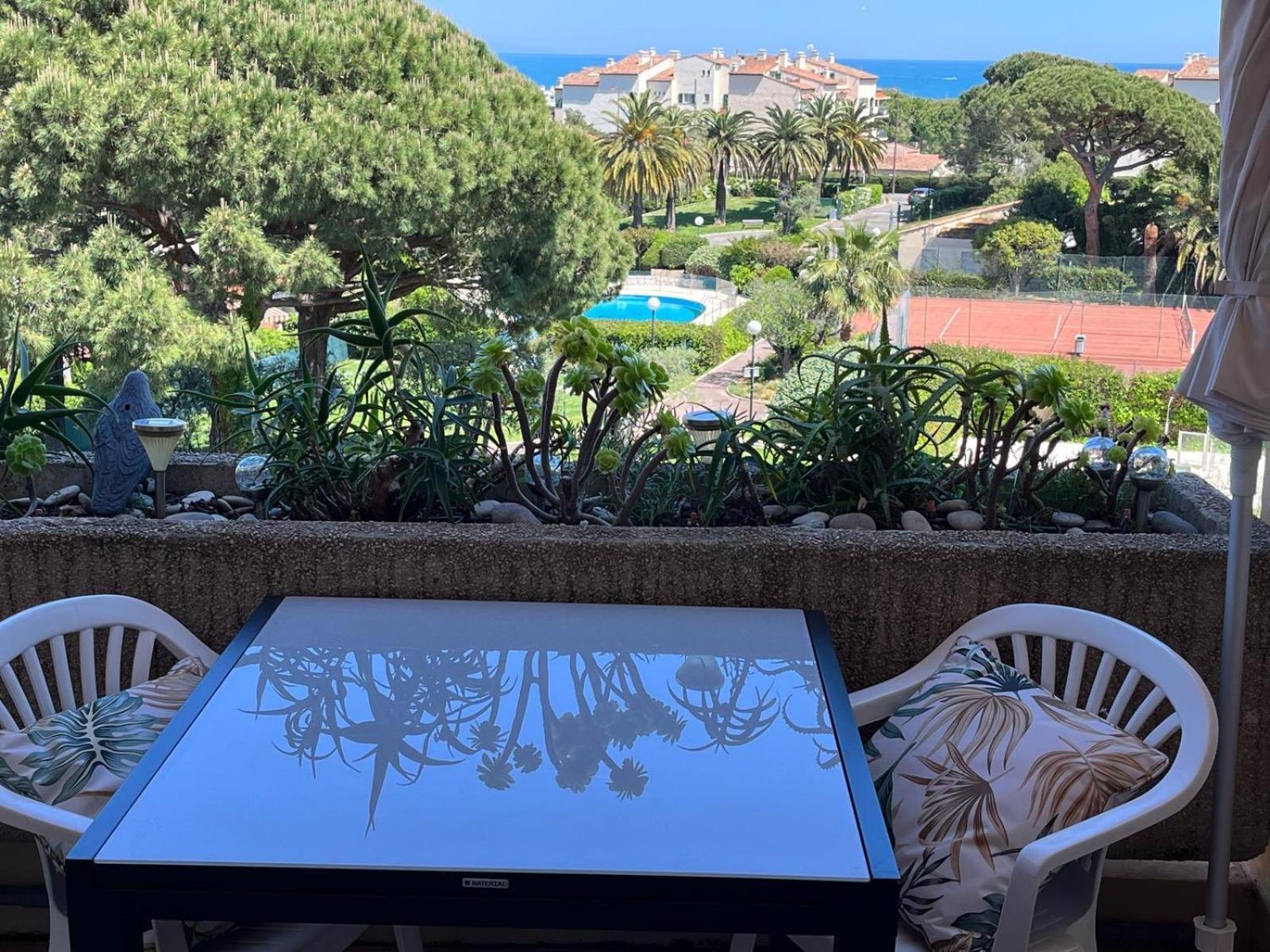 Antibes Secured Parc Velusine With Private Parking, Terrace, Pools And Tennis Courts. Экстерьер фото